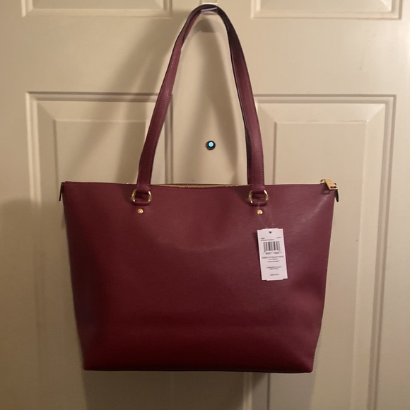 Authentic Coach Gallery Tote Bag - Picture 2 of 6